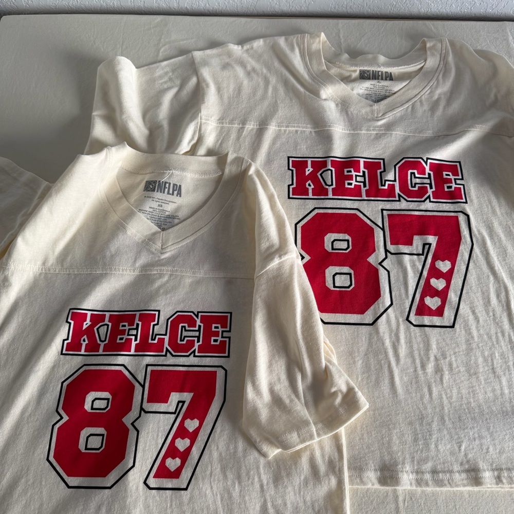 Cream Short Sleeve Tee with Red 'KELCE 87' Graphic